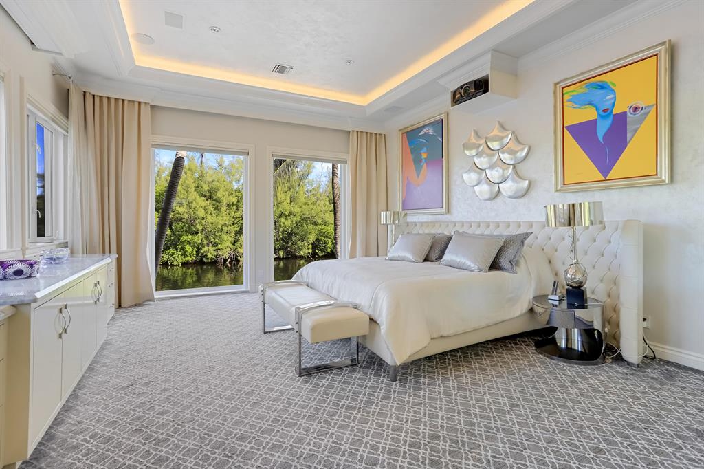 LITTLE HARBOR ON THE HILLSBORO SEC 1 - Residential