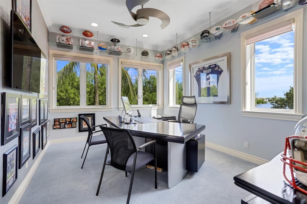 LITTLE HARBOR ON THE HILLSBORO SEC 1 - Residential