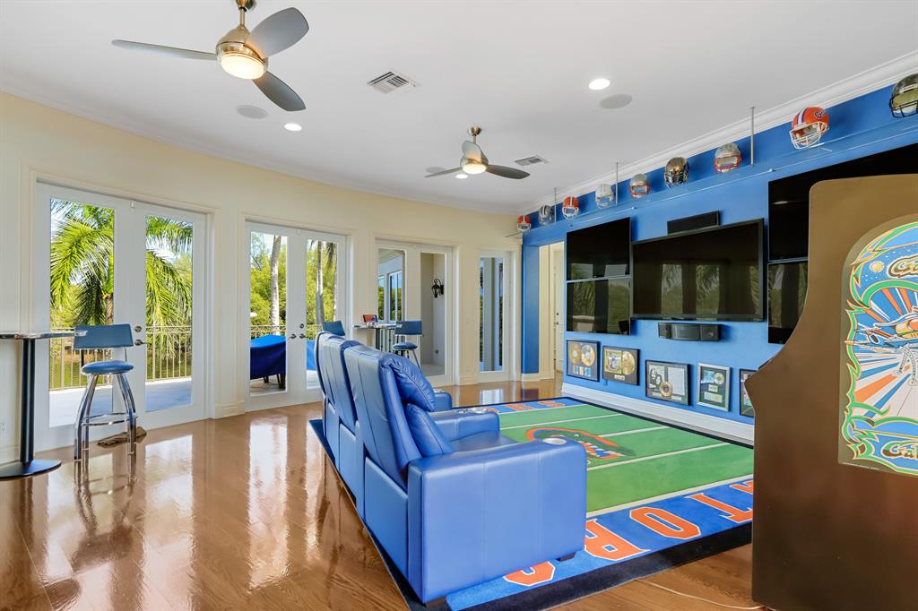 LITTLE HARBOR ON THE HILLSBORO SEC 1 - Residential