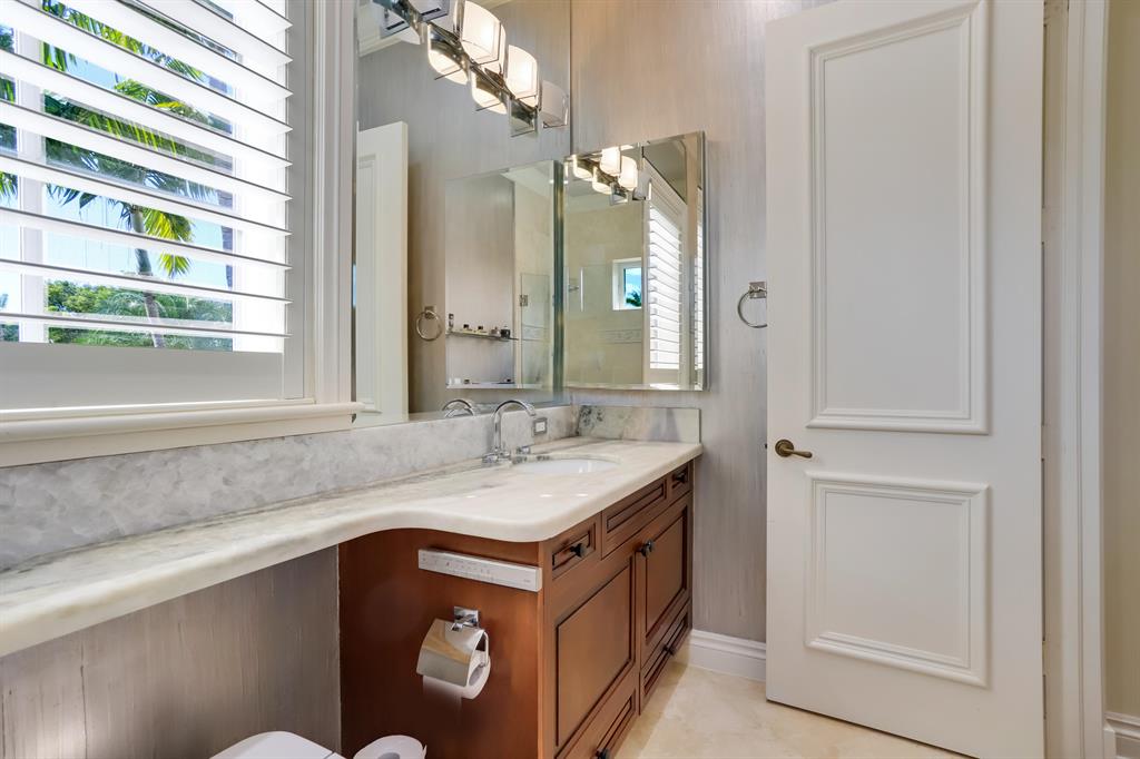 LITTLE HARBOR ON THE HILLSBORO SEC 1 - Residential