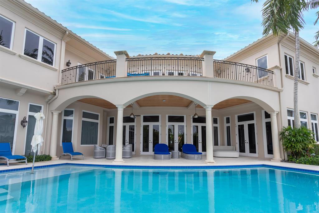 LITTLE HARBOR ON THE HILLSBORO SEC 1 - Residential