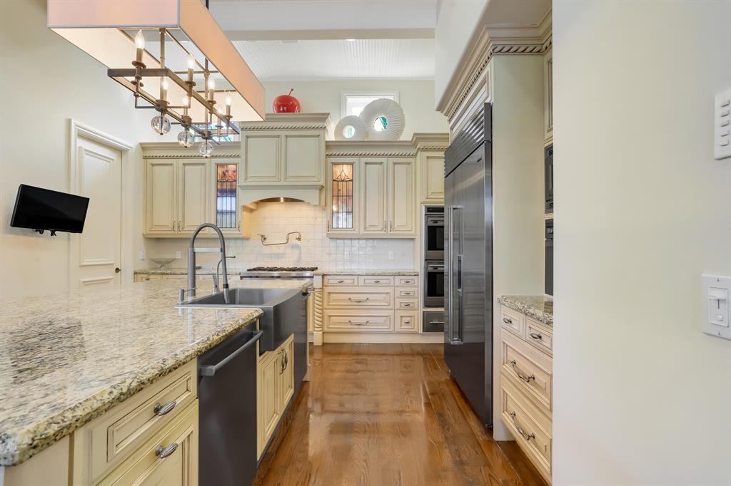 LITTLE HARBOR ON THE HILLSBORO SEC 1 - Residential