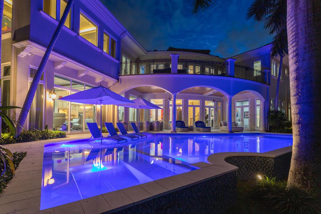 LITTLE HARBOR ON THE HILLSBORO SEC 1 - Residential