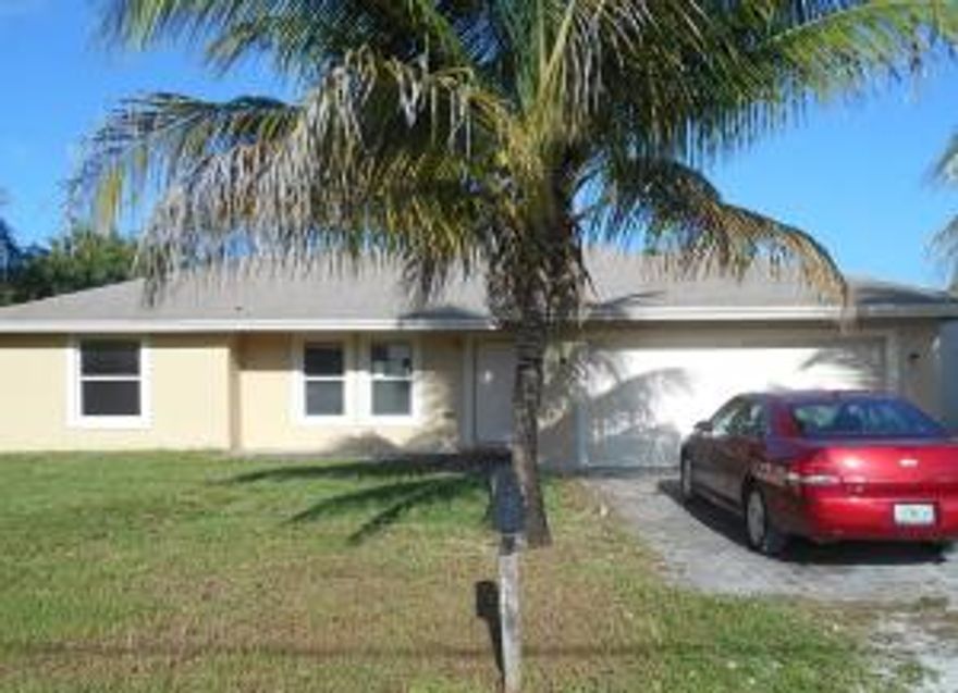 EXCELLENT HYPOLUXO VILLAGE OPPORTUNITY. EXTRAORDINARY FHA FINANCING AVAILABLE WITH AS LITTLE AS $100 DOWN. PRICED FOR QUICK SALE - SEE ANY HUD-REGISTERED BROKER-HUD CASE # 095-102875.