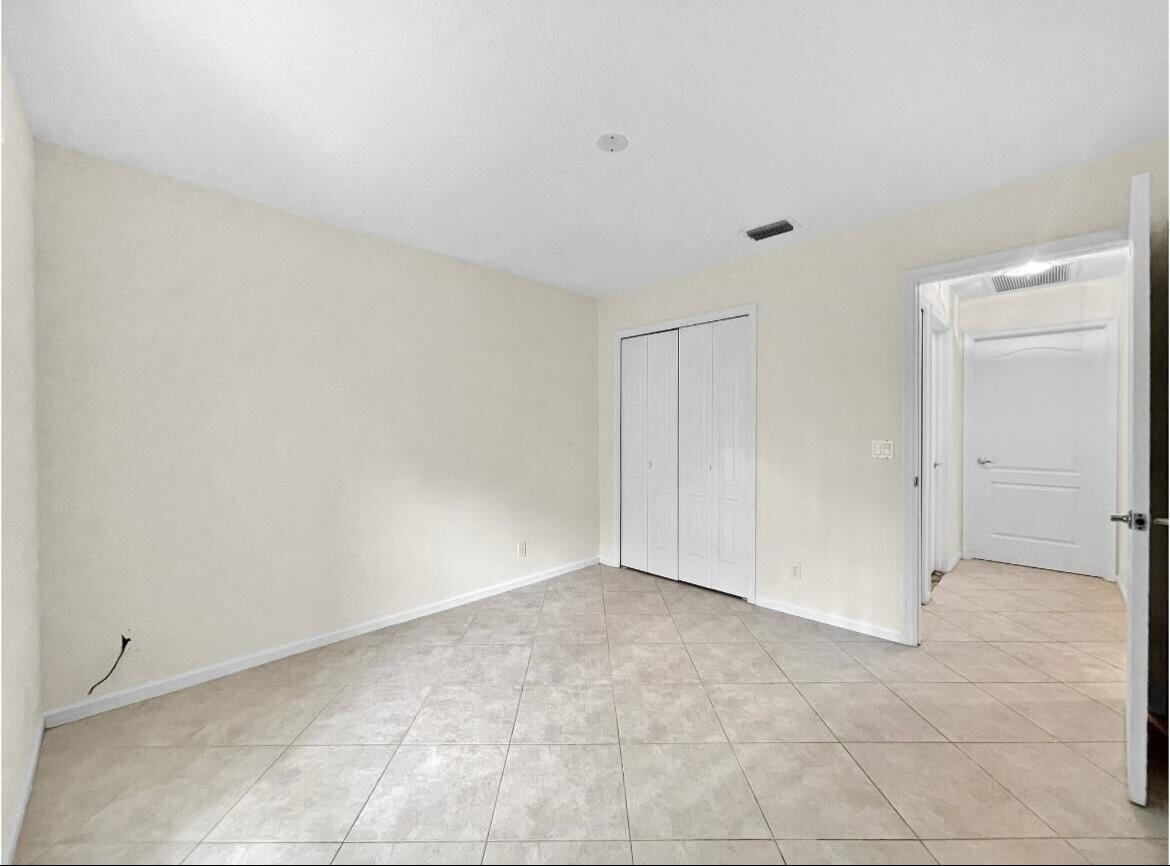 The Acreage - Residential Lease