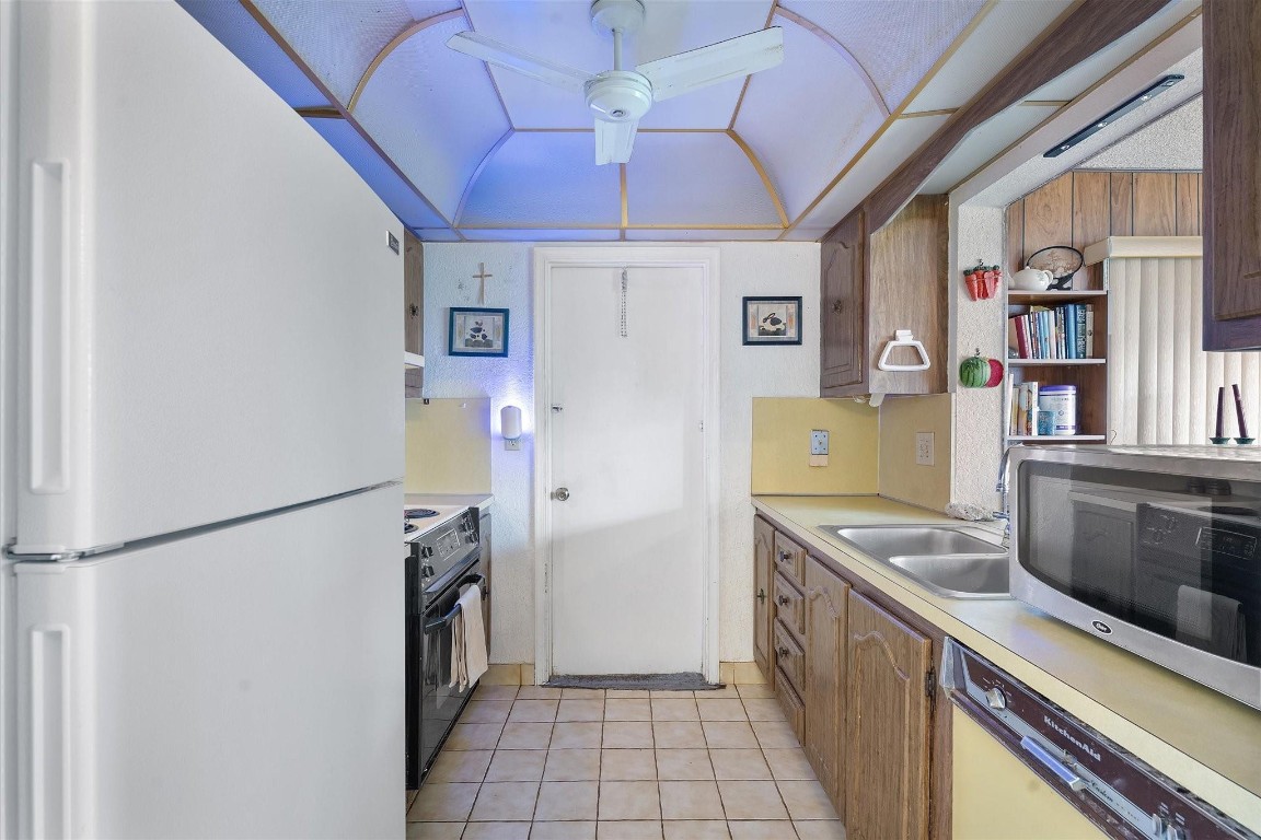 Lauderdale West 2 Sec 78- - Residential