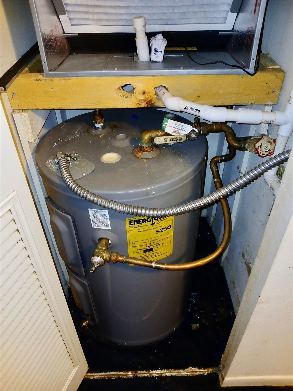 SABAL PALM VILLAGE CONDO - Residential