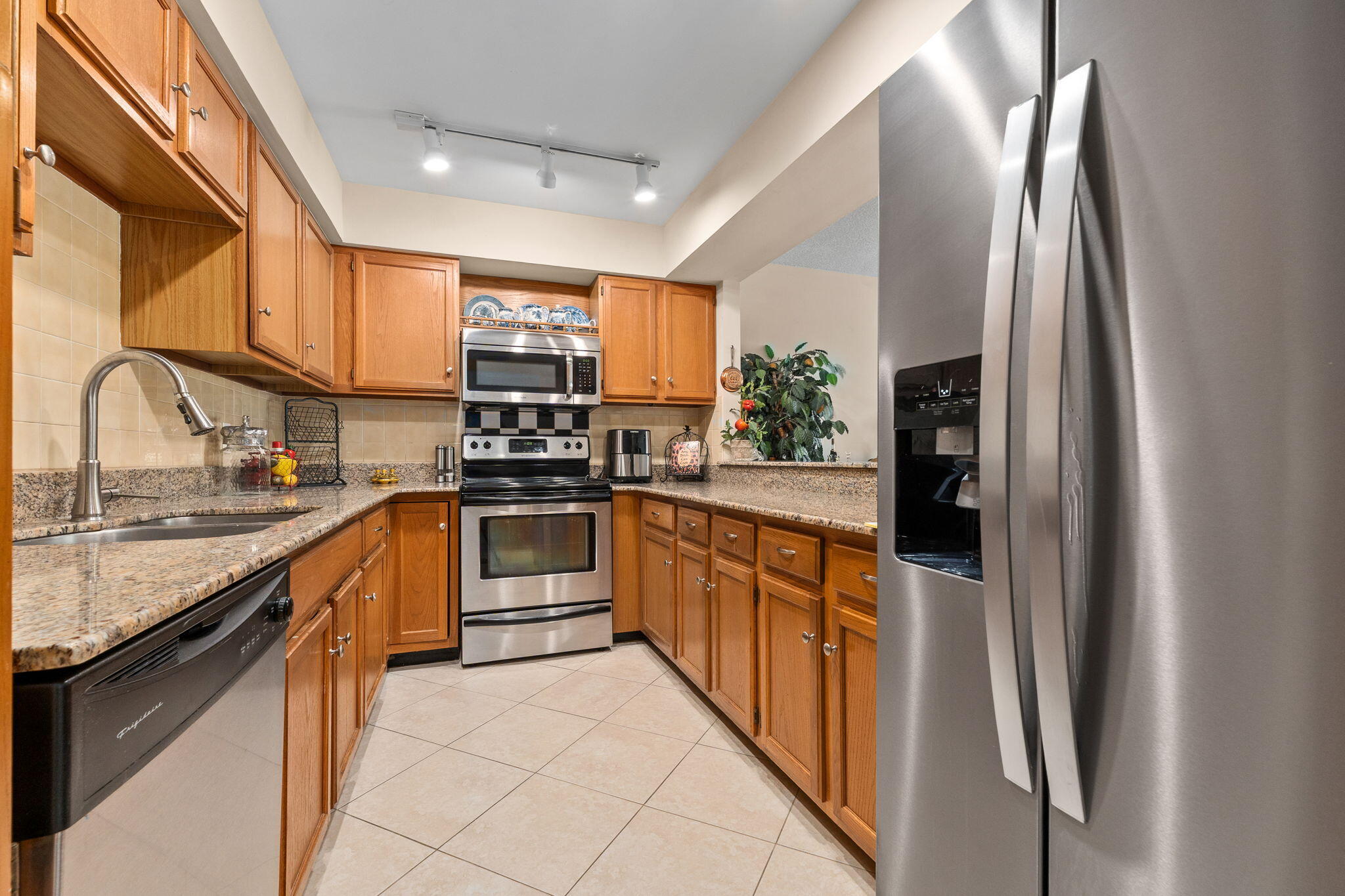 Meadowood Country Club - Residential