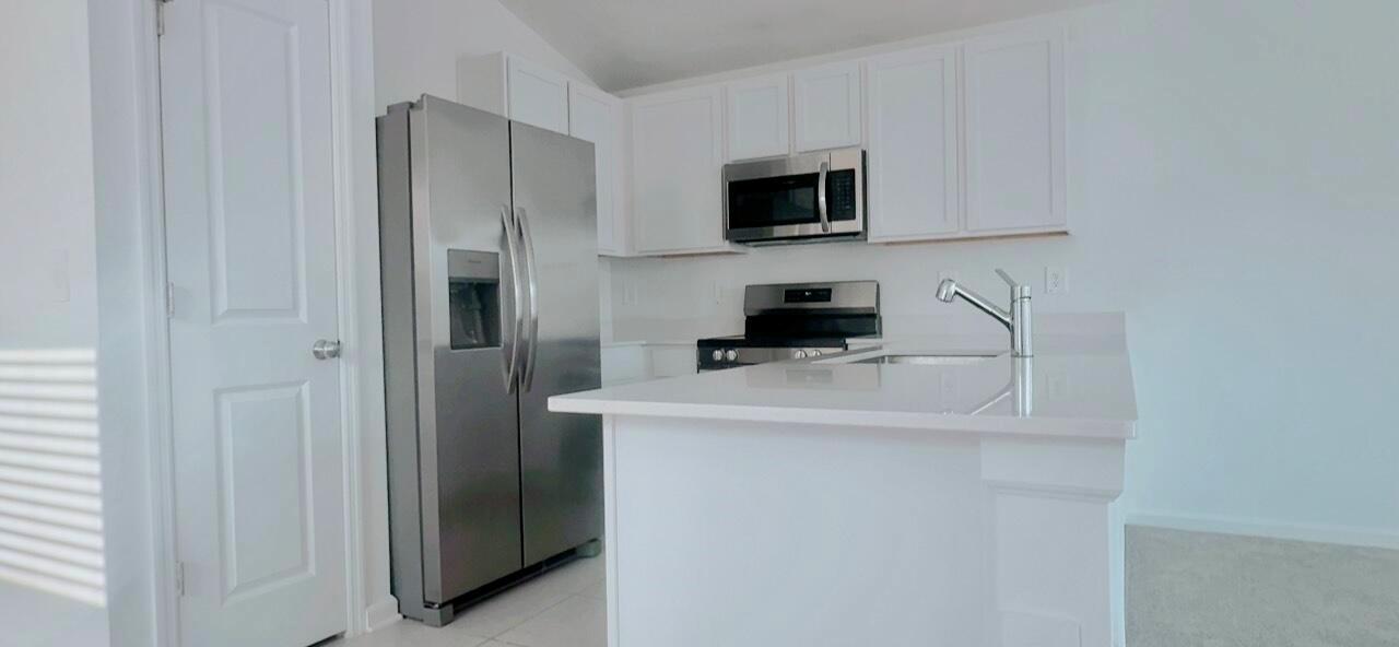 PEACE CREEK RESERVE - Residential Lease