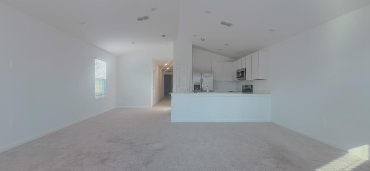 PEACE CREEK RESERVE - Residential Lease