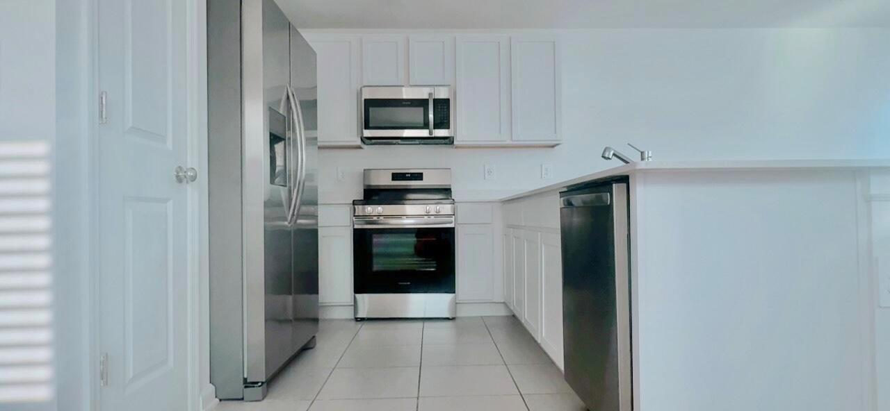 PEACE CREEK RESERVE - Residential Lease