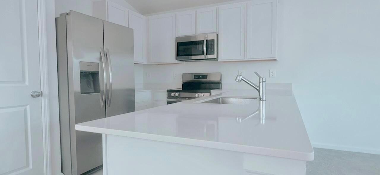 PEACE CREEK RESERVE - Residential Lease