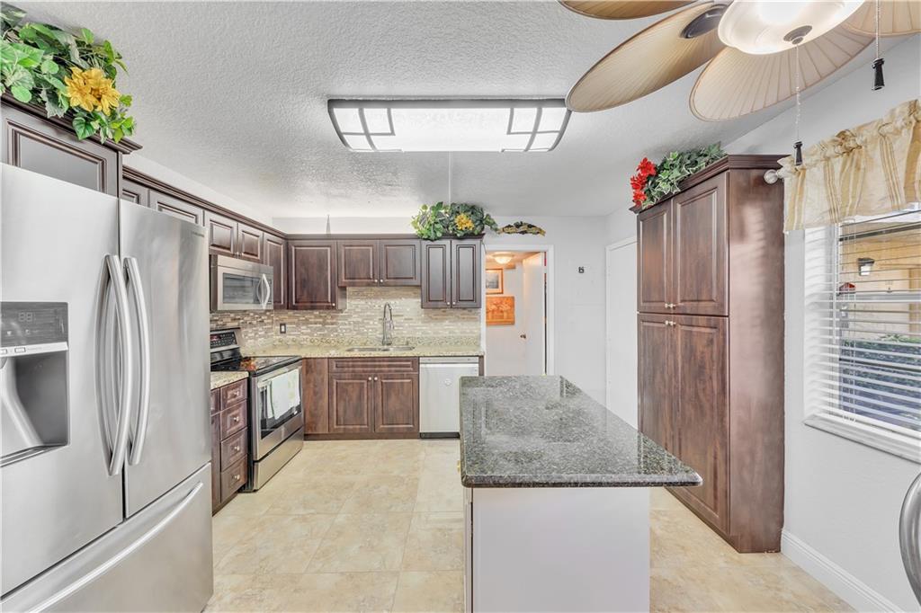 AZALEA - Residential