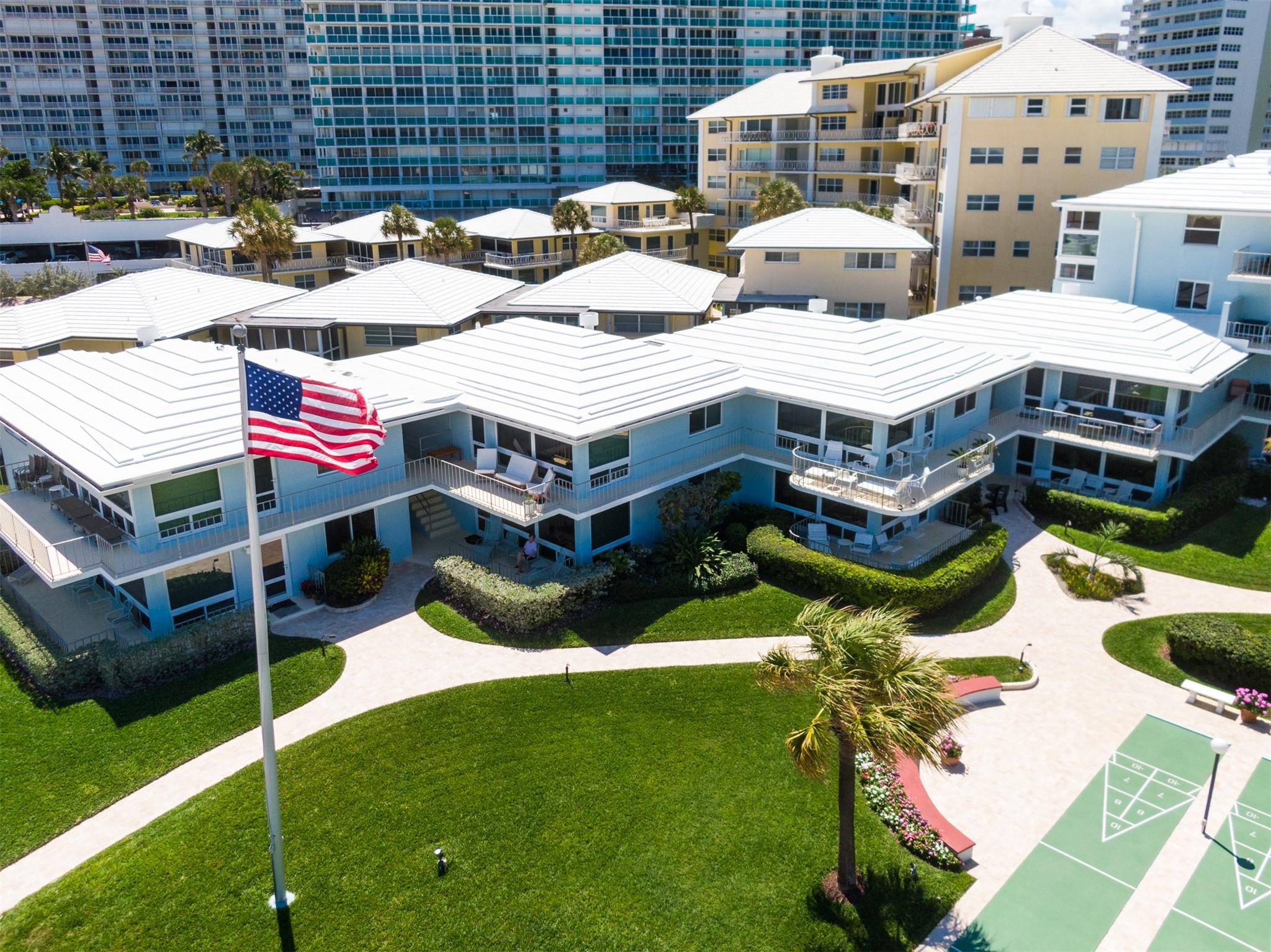 1956 S Ocean Ln 11