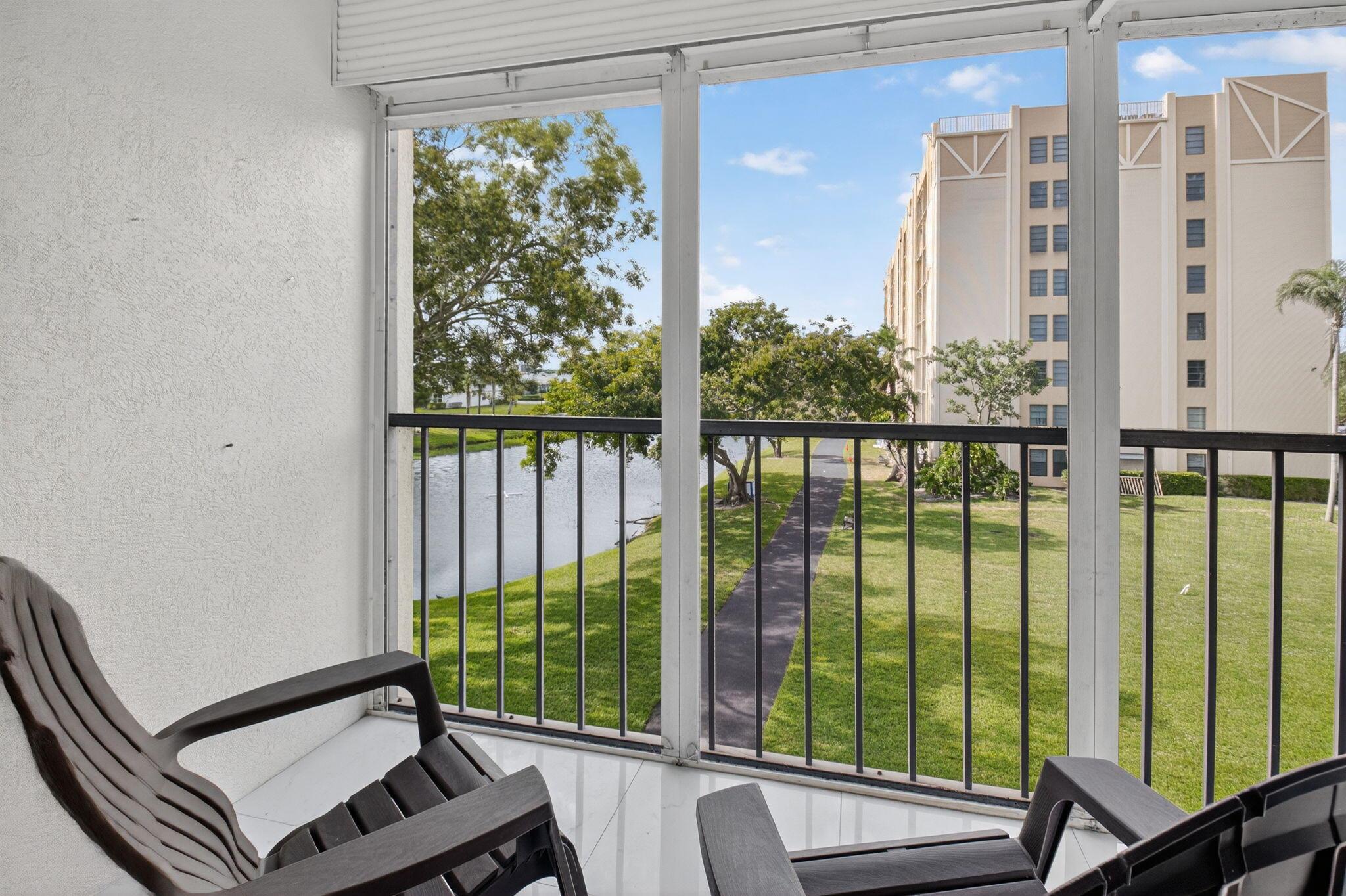 HUNTINGTON LAKES SEC ONE - Residential