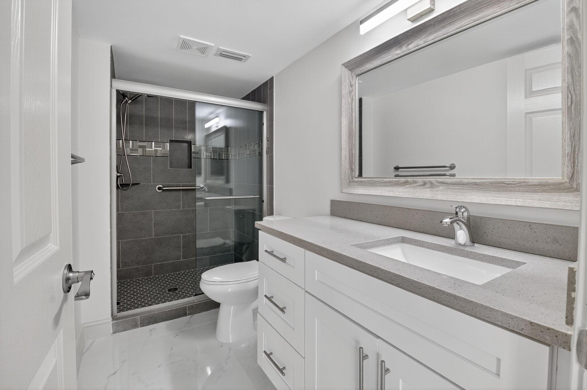 HUNTINGTON LAKES SEC ONE - Residential