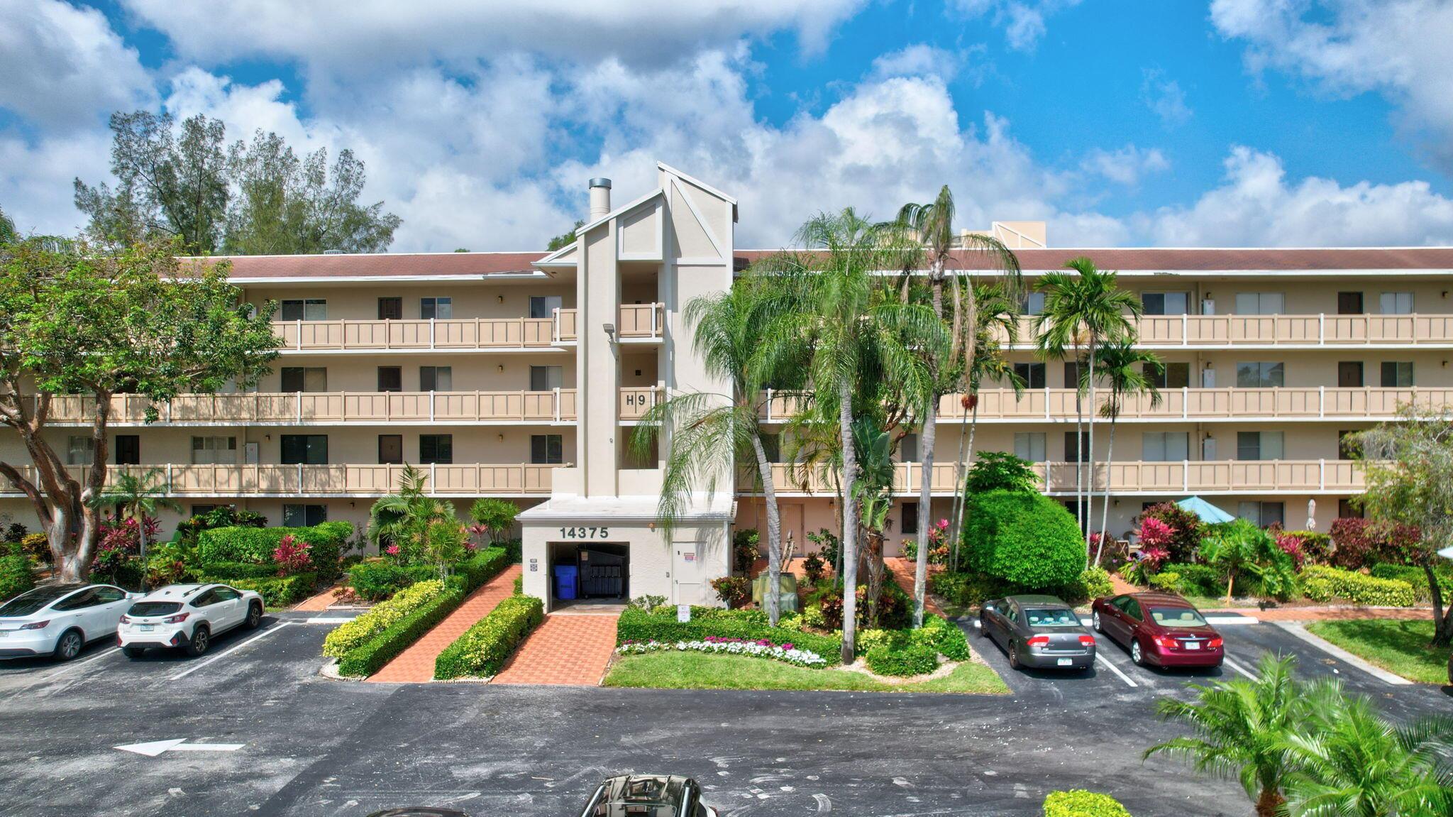 HUNTINGTON LAKES SEC ONE - Residential