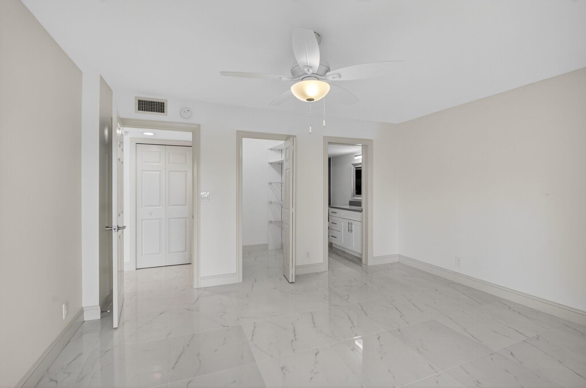 HUNTINGTON LAKES SEC ONE - Residential