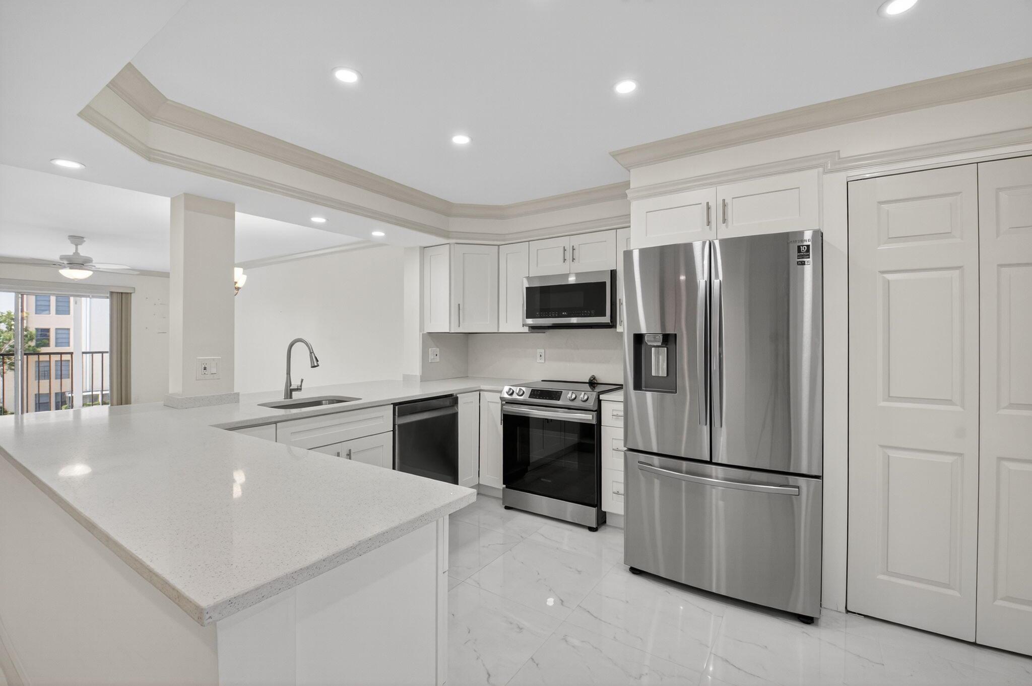 HUNTINGTON LAKES SEC ONE - Residential