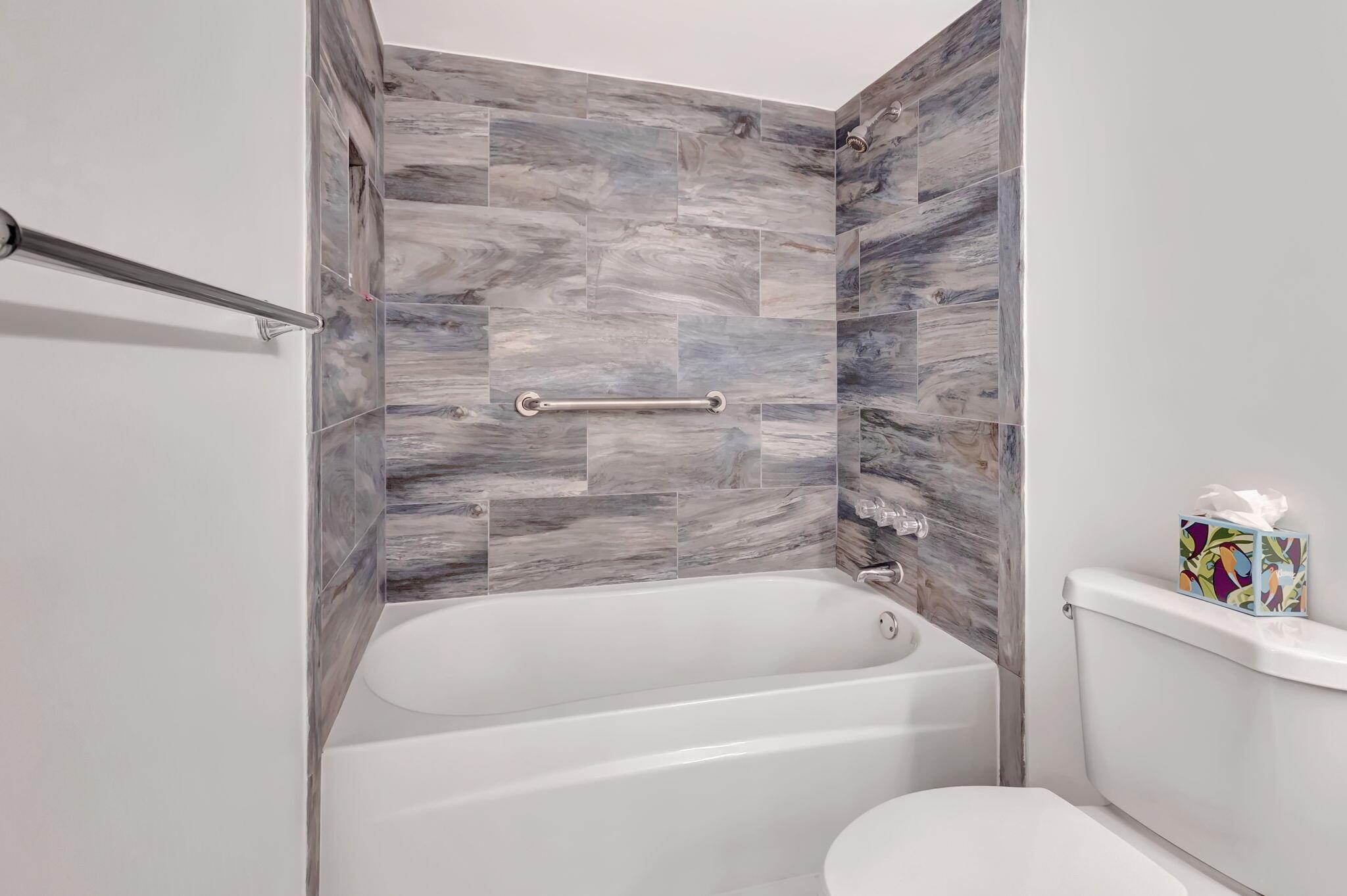 HUNTINGTON LAKES SEC ONE - Residential