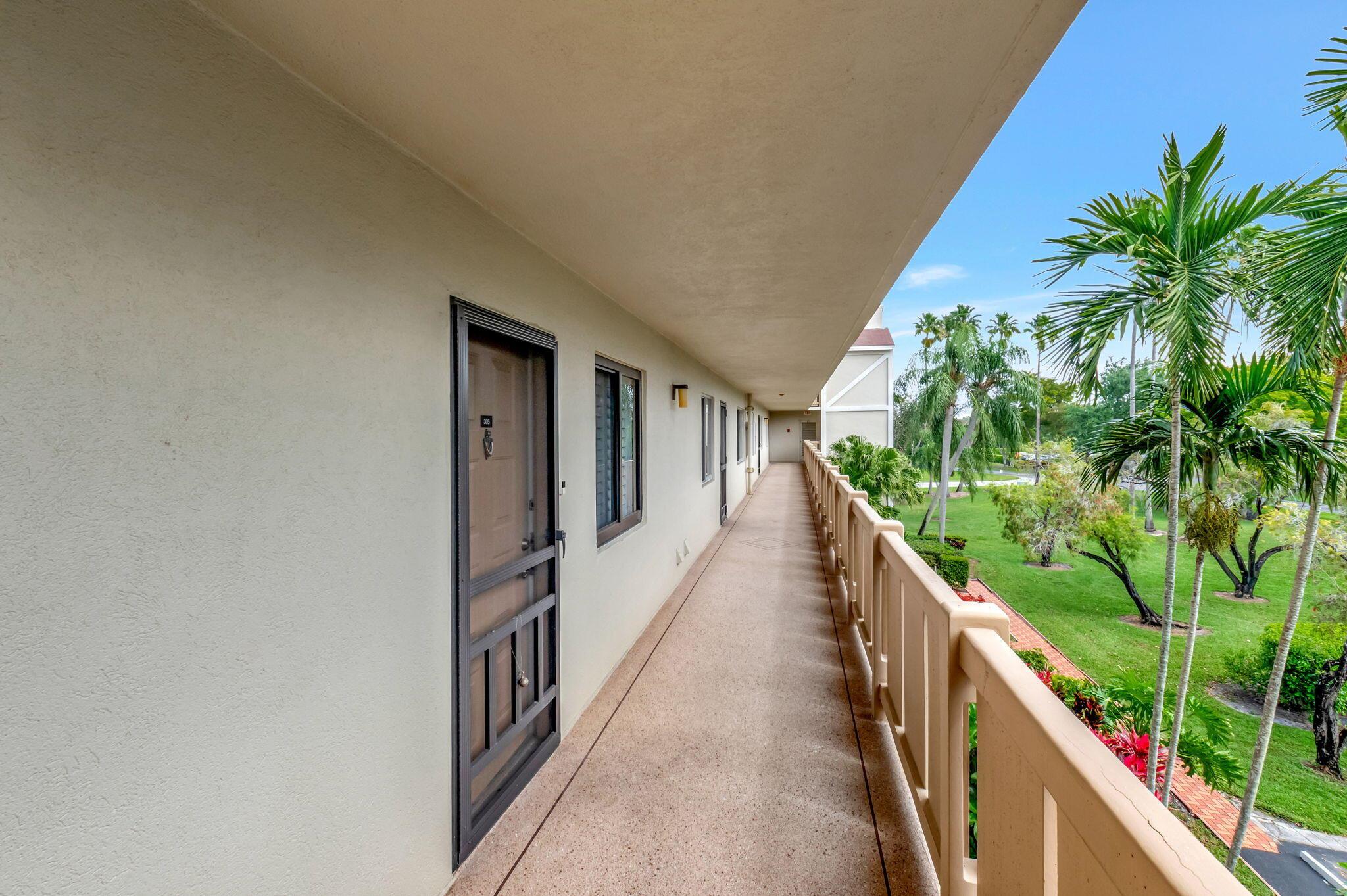 HUNTINGTON LAKES SEC ONE - Residential