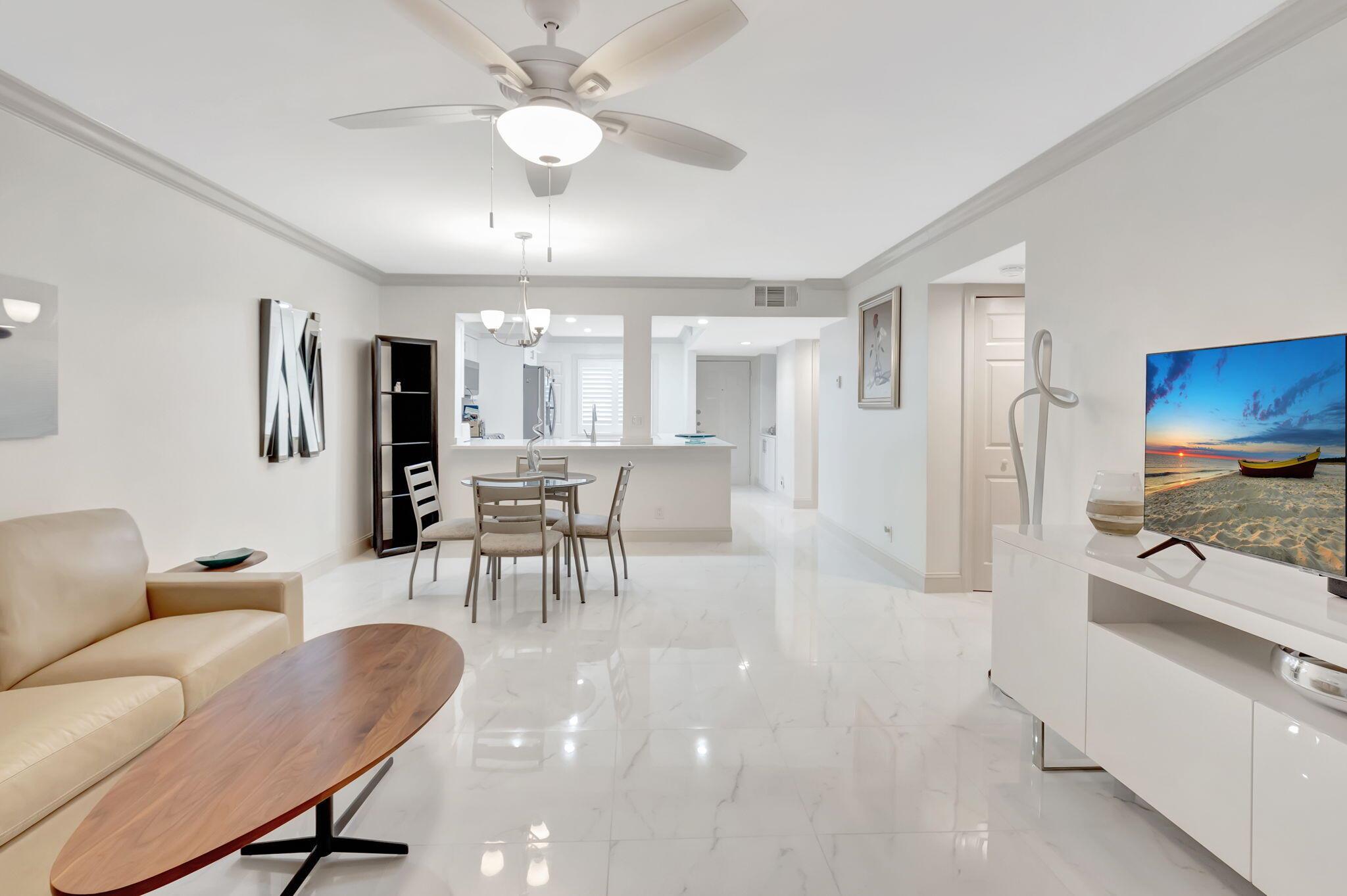 HUNTINGTON LAKES SEC ONE - Residential