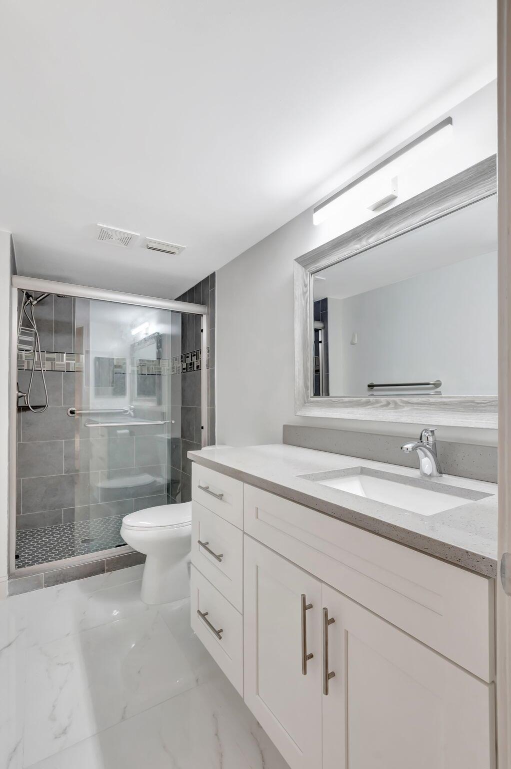 HUNTINGTON LAKES SEC ONE - Residential