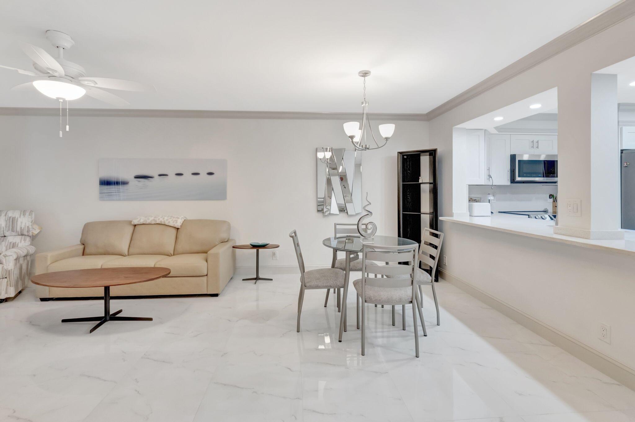 HUNTINGTON LAKES SEC ONE - Residential