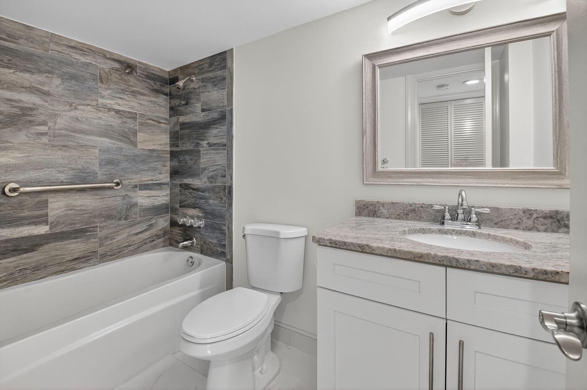 HUNTINGTON LAKES SEC ONE - Residential