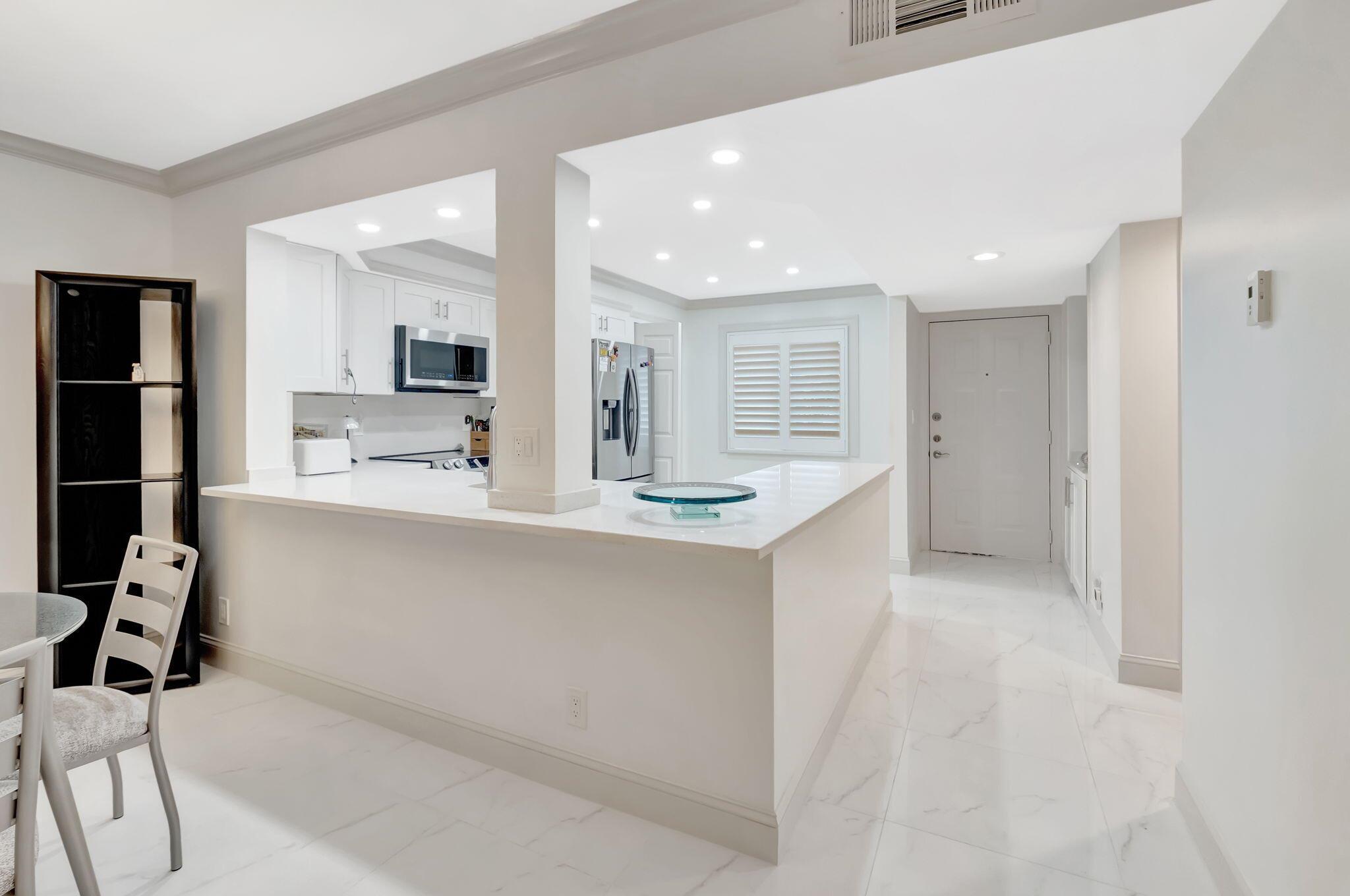 HUNTINGTON LAKES SEC ONE - Residential