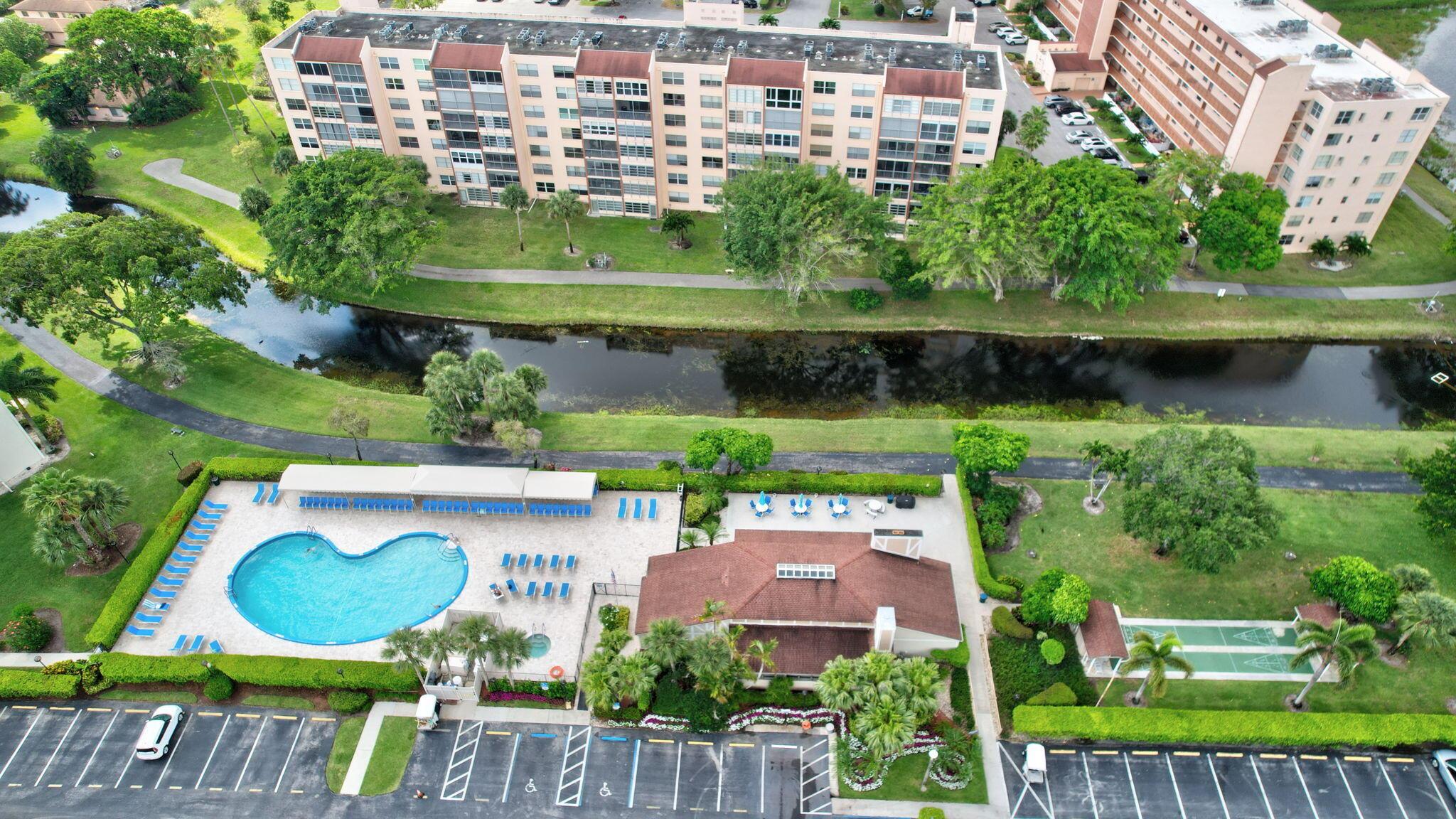 HUNTINGTON LAKES SEC ONE - Residential