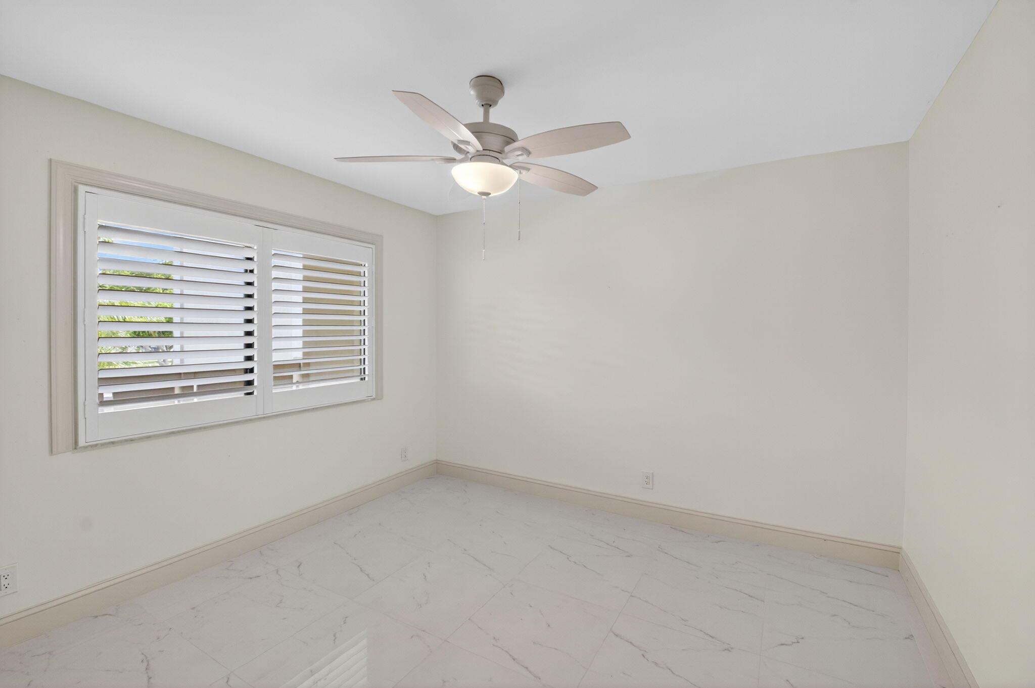 HUNTINGTON LAKES SEC ONE - Residential