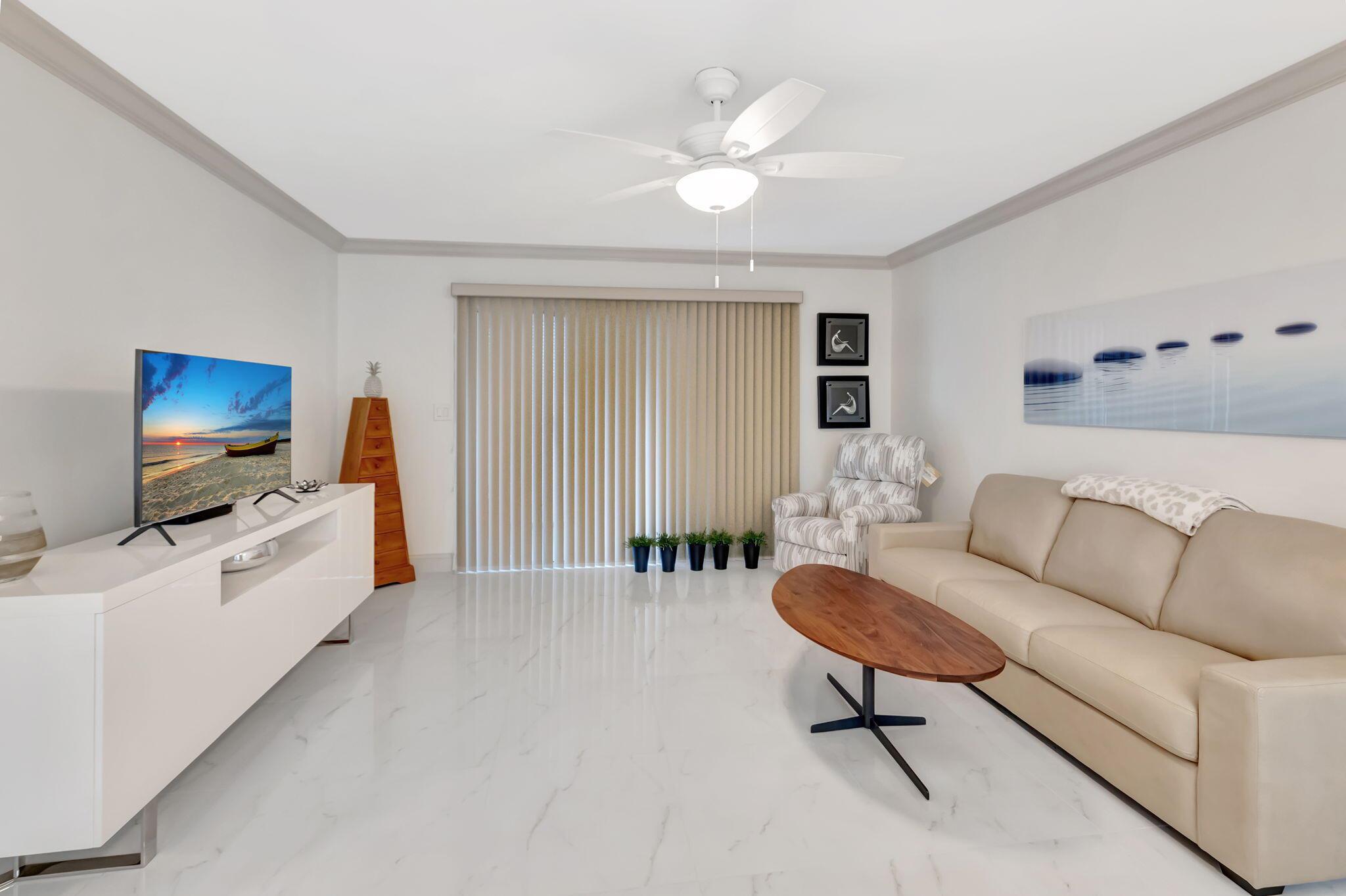 HUNTINGTON LAKES SEC ONE - Residential
