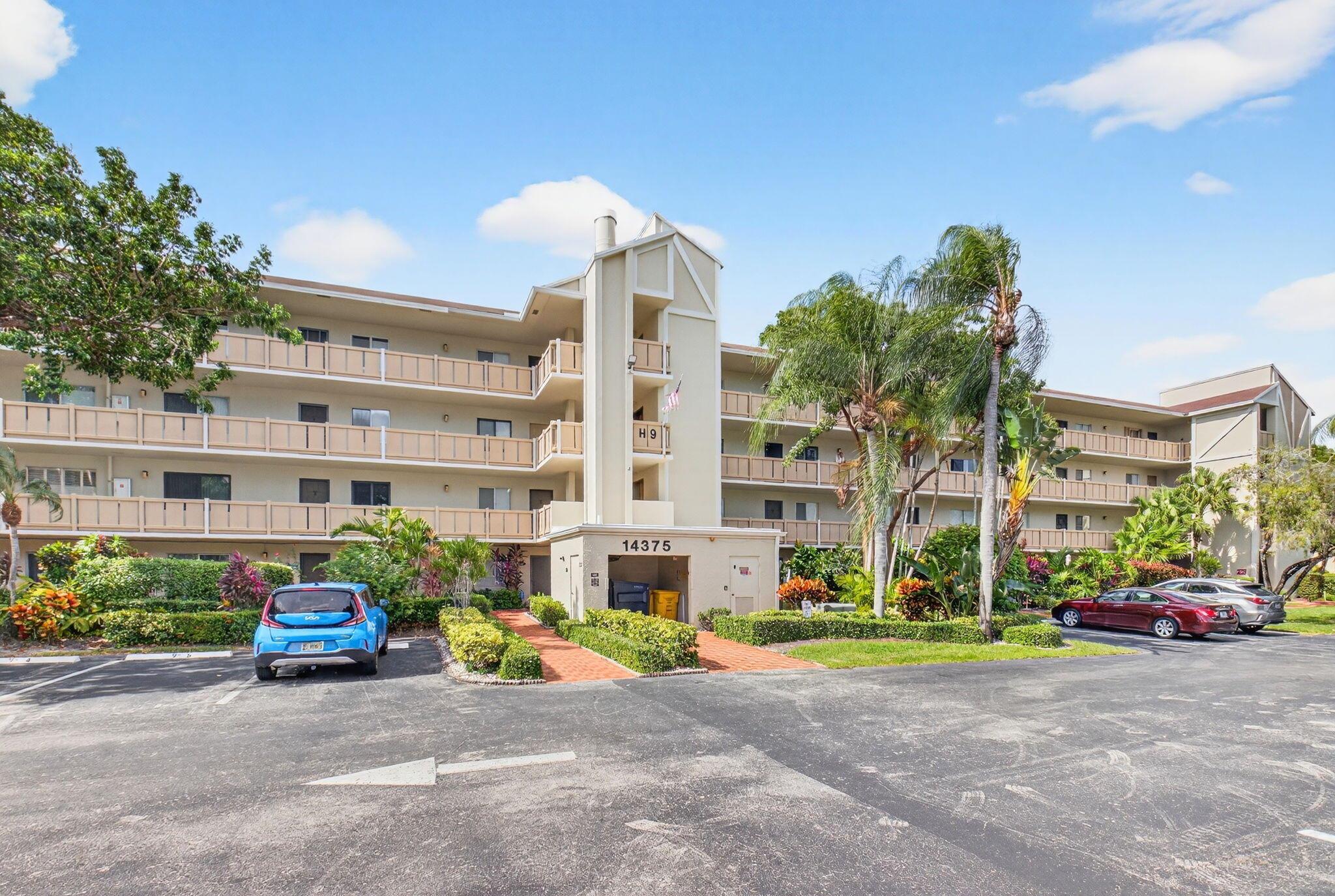 HUNTINGTON LAKES SEC ONE - Residential