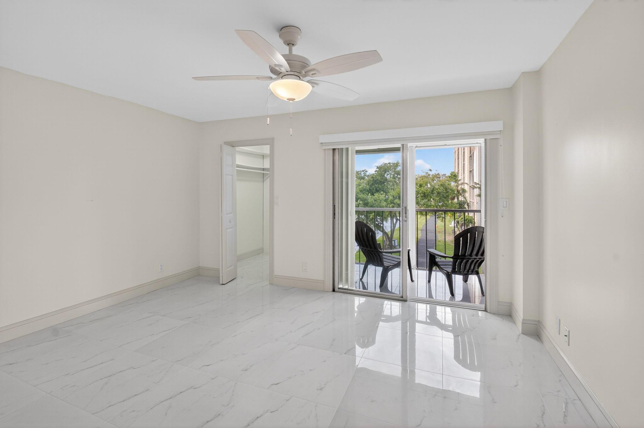 HUNTINGTON LAKES SEC ONE - Residential