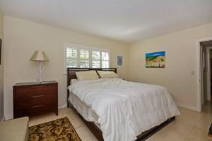 PARKVIEW MANOR CONDO - Residential Lease