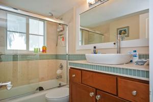 PARKVIEW MANOR CONDO - Residential Lease