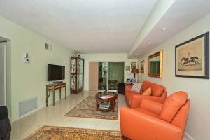 PARKVIEW MANOR CONDO - Residential Lease