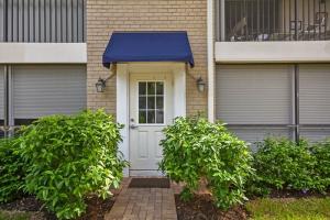 PARKVIEW MANOR CONDO - Residential Lease