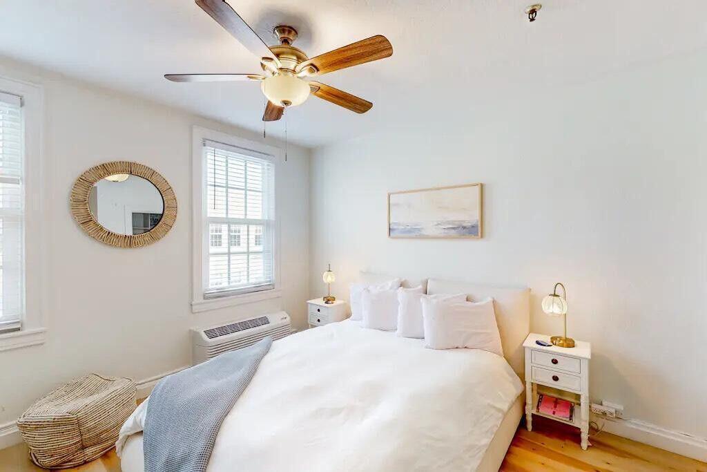 Photo of 235 Sunrise Avenue #3215, Palm Beach, FL 33480 (MLS # B26073707)