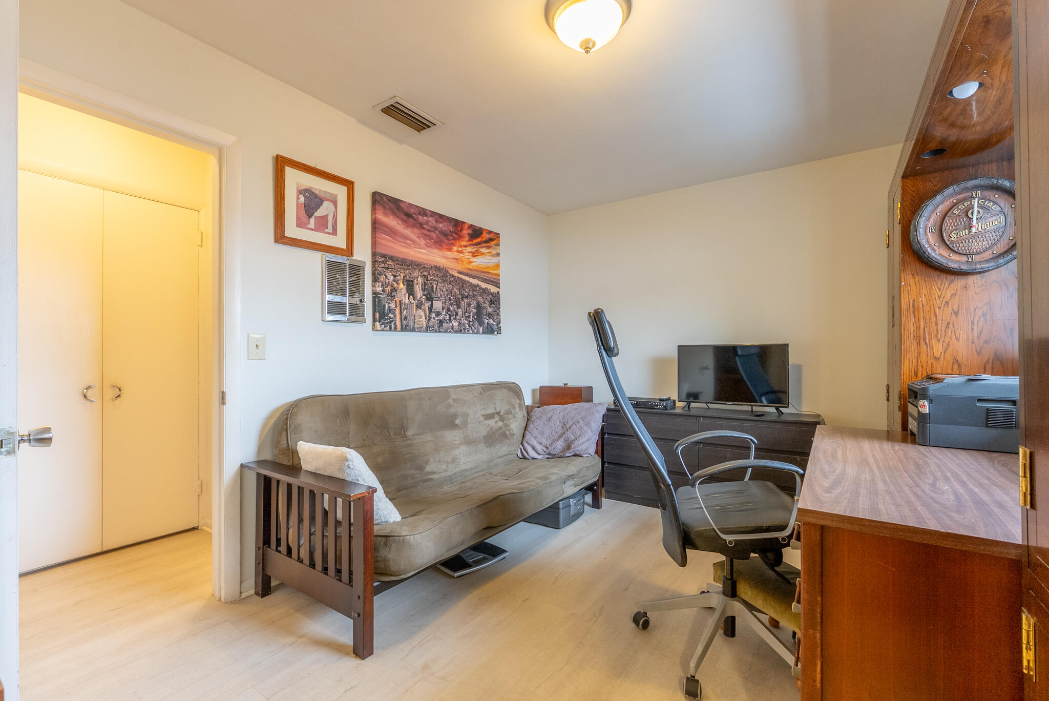 HOLLY HOUSE INC CONDO IN - Residential