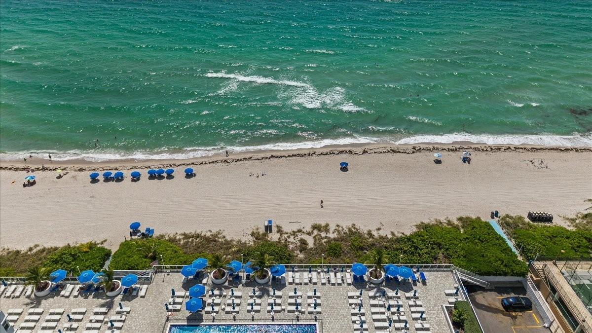 LA MER ESTATES EAST CONDO - Residential Lease