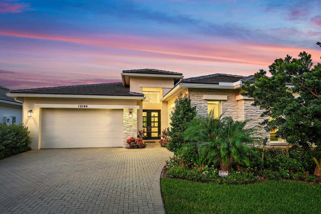 Photo of 12144 Waterstone Circle, Palm Beach Gardens, FL 33412 (MLS # B26068341)