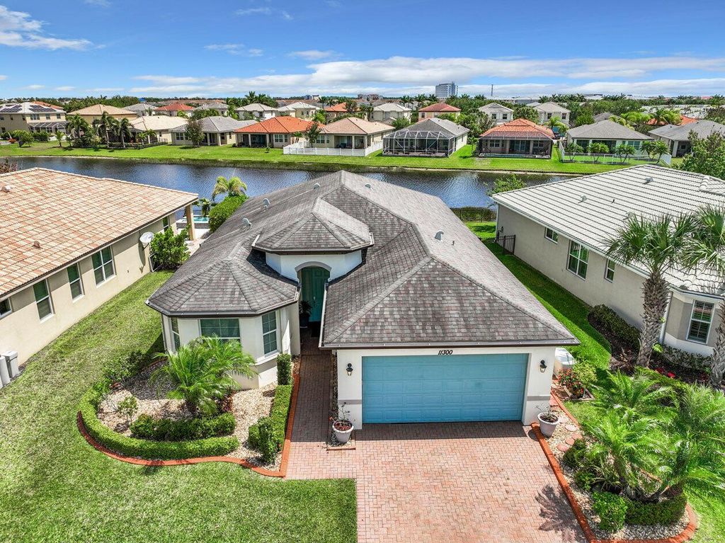 Photo of 11300 SW Wyndham Way, Port Saint Lucie, FL 34987 (MLS # R10975688)