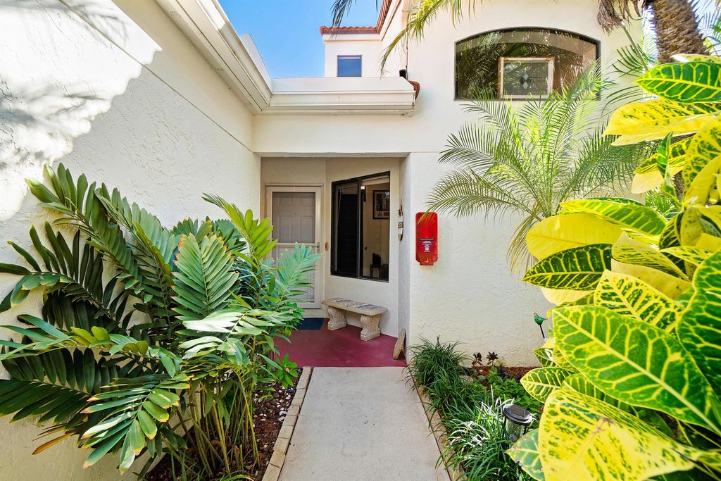 Photo of 509 Sea Oats Drive #B-3, Juno Beach, FL 33408 (MLS # R11010010)