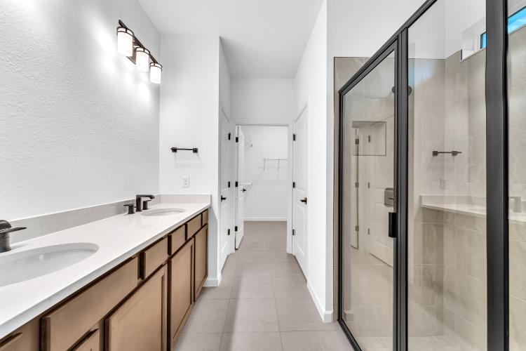 Costa Pointe - Residential
