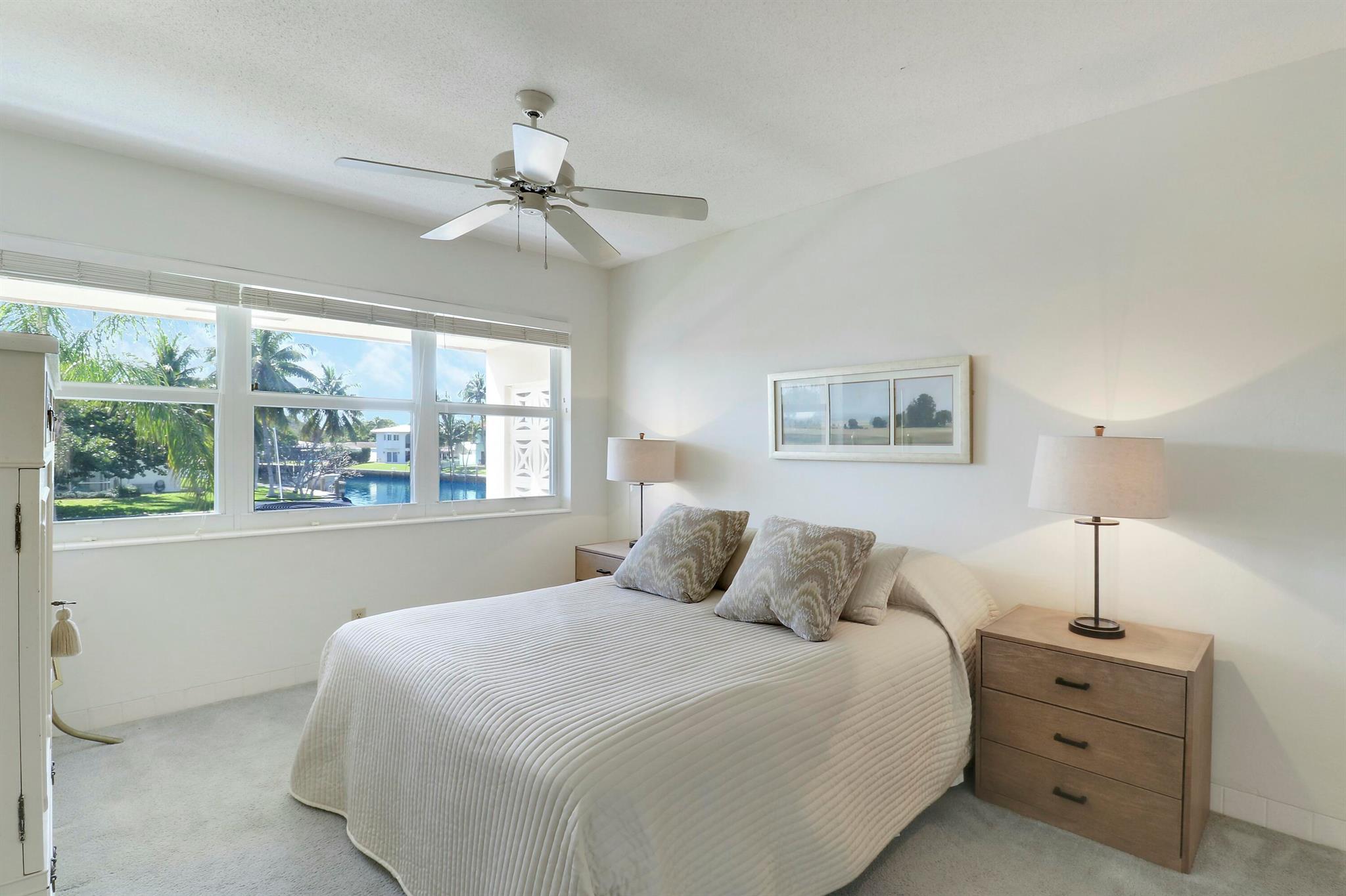 Lakeshore Lodge - Residential