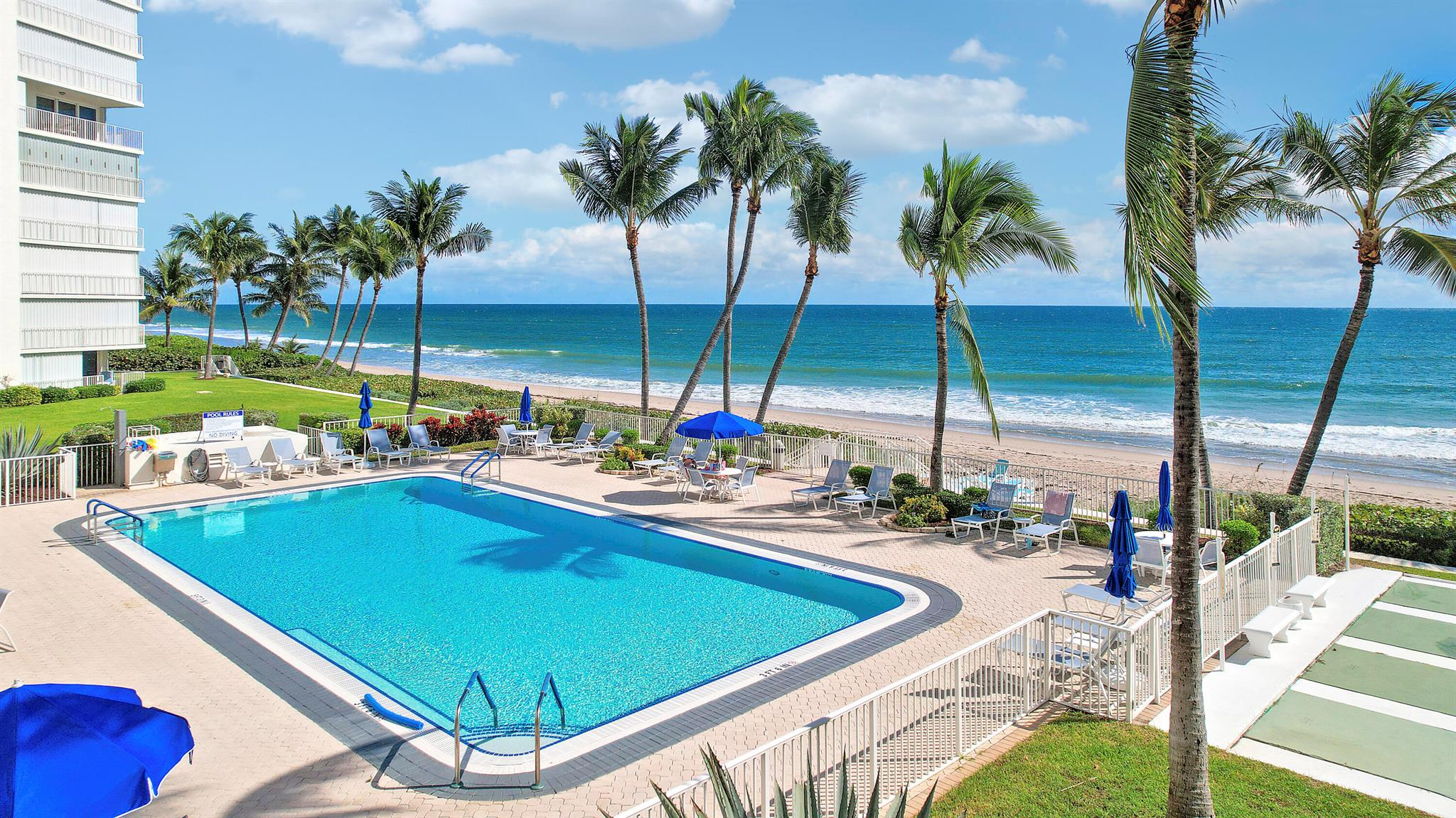 PENTHOUSE TOWERS CONDO - Residential Lease