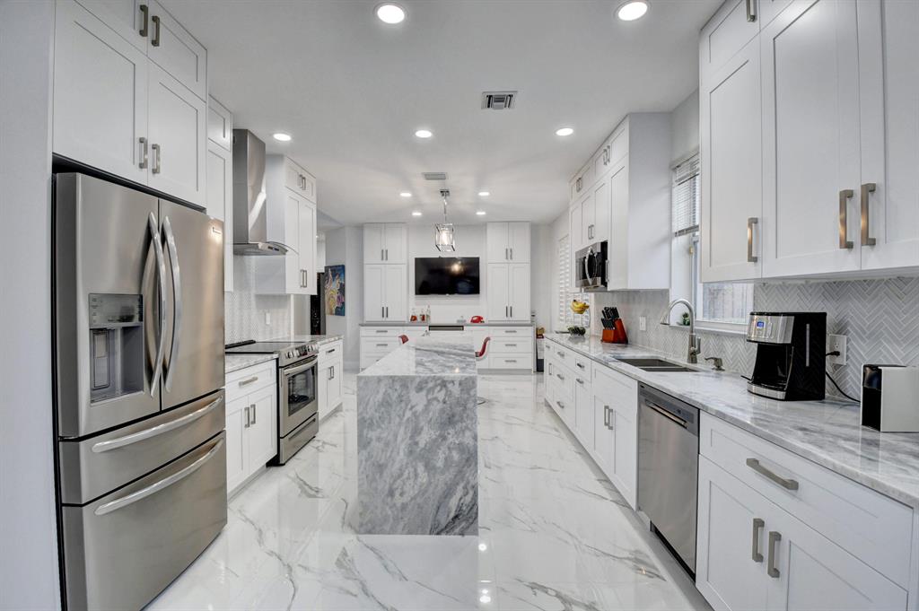 BANYANS - Residential