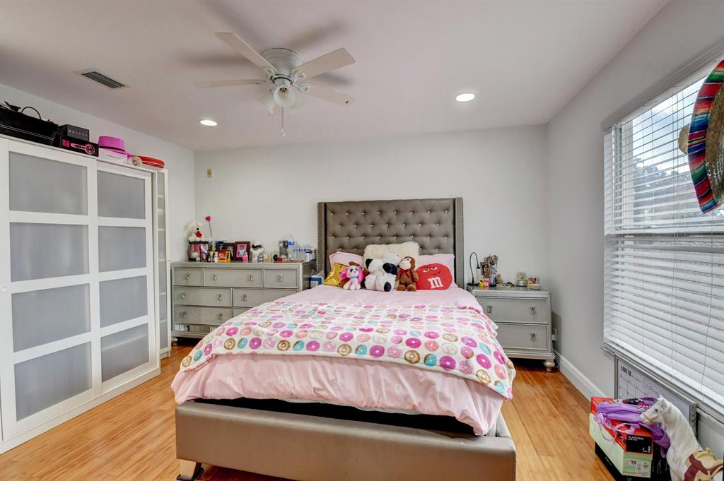 BANYANS - Residential